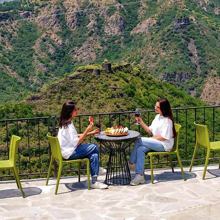 Kefilyan Family Hotel Sanain Luaran gambar