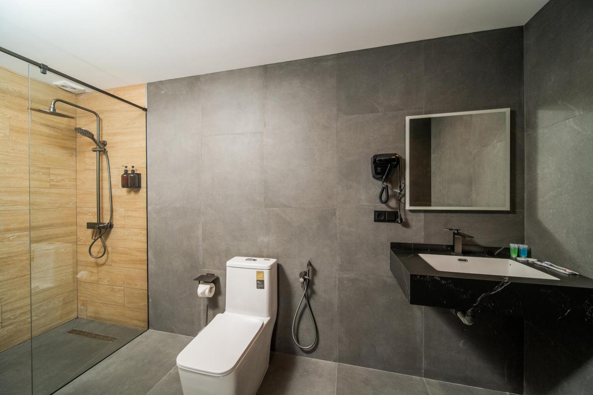 Kefilyan Family Hotel Sanain Luaran gambar