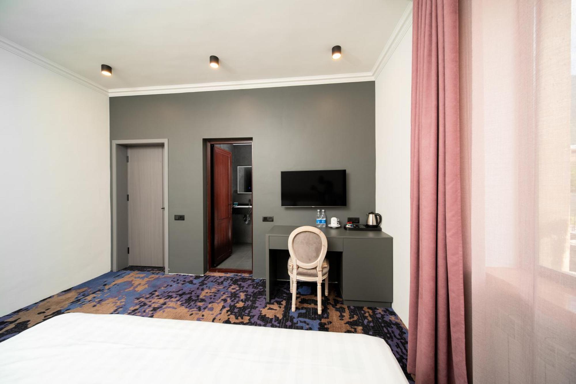 Kefilyan Family Hotel Sanain Luaran gambar