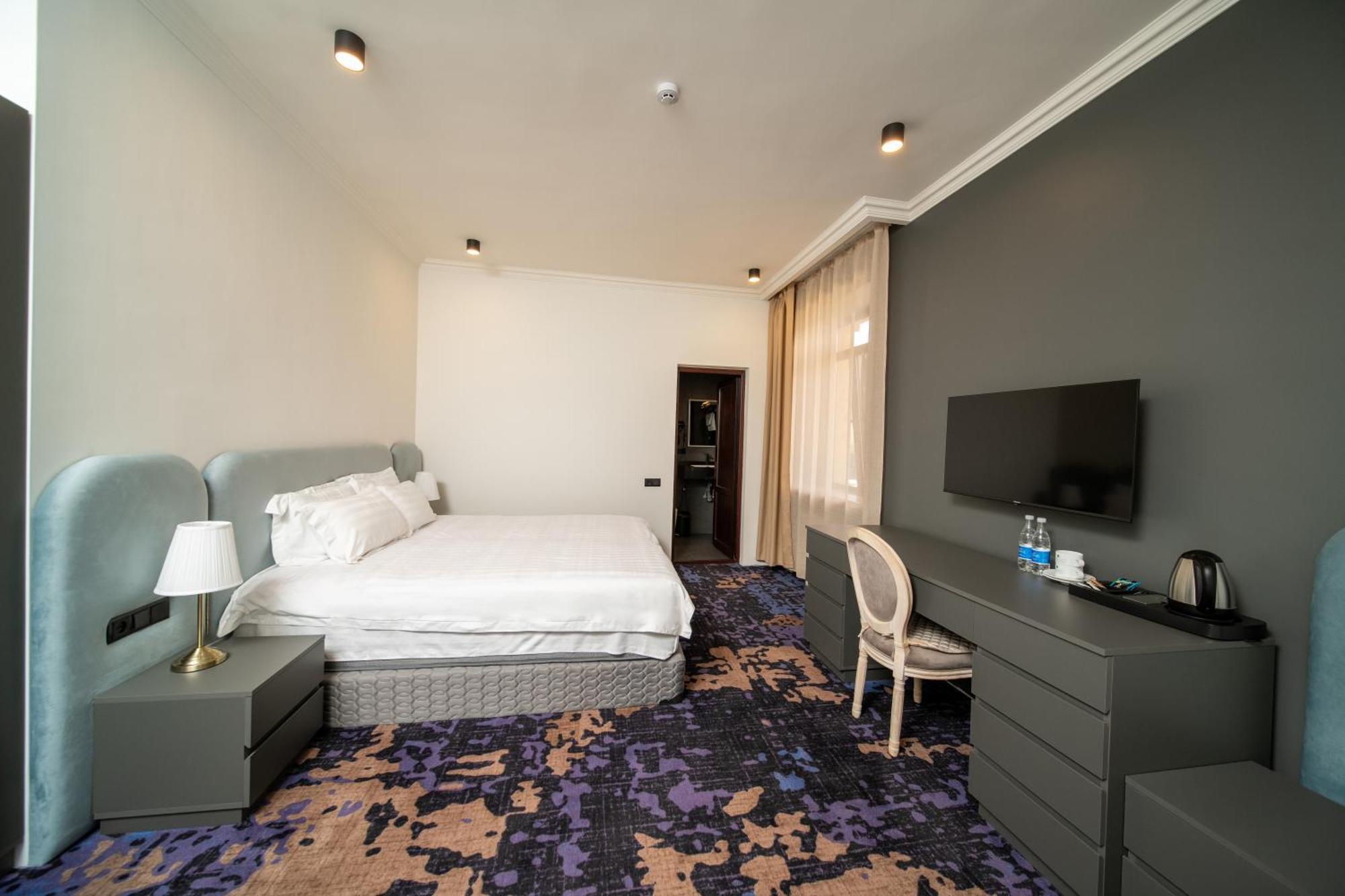 Kefilyan Family Hotel Sanain Luaran gambar