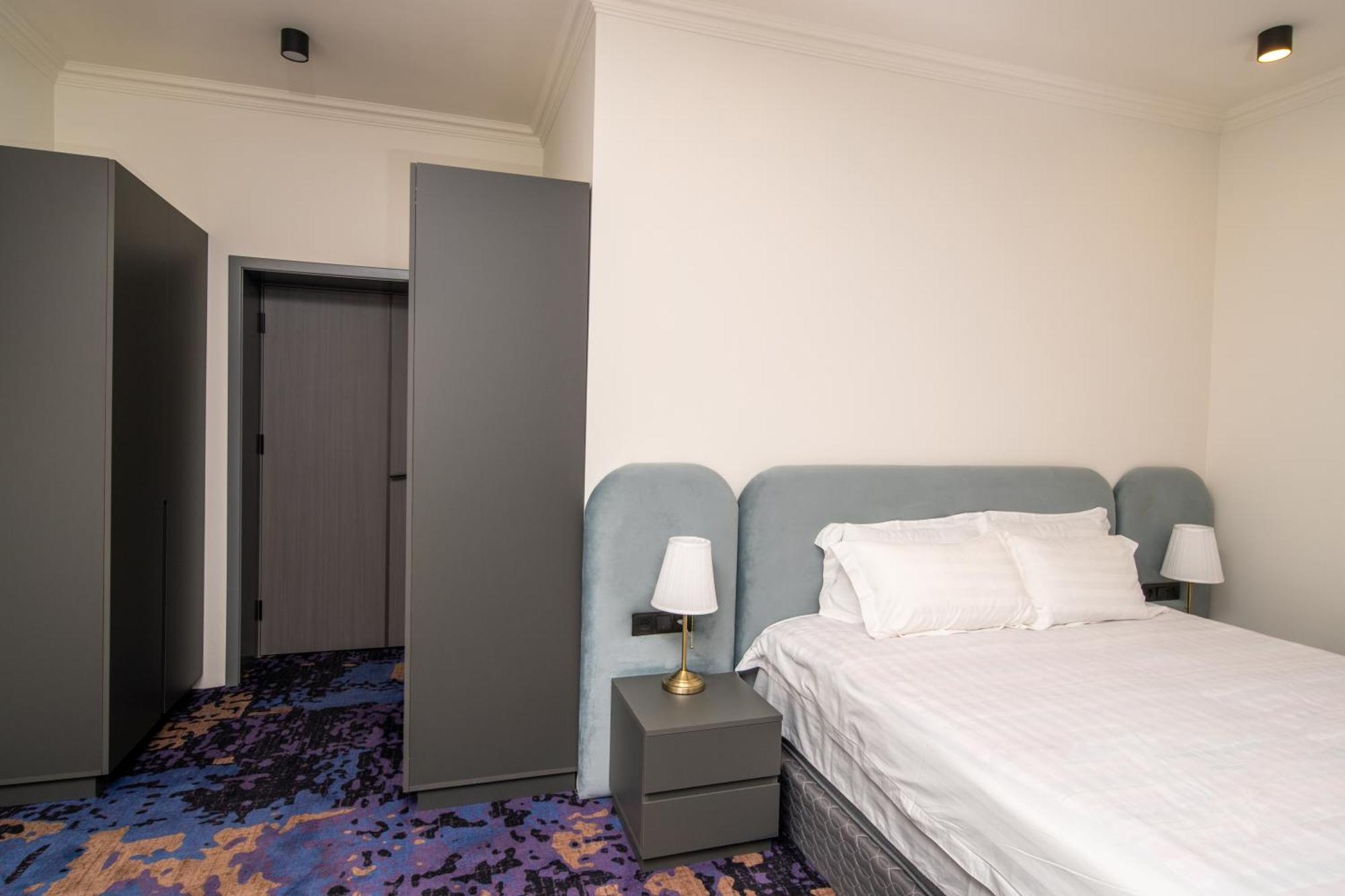 Kefilyan Family Hotel Sanain Luaran gambar