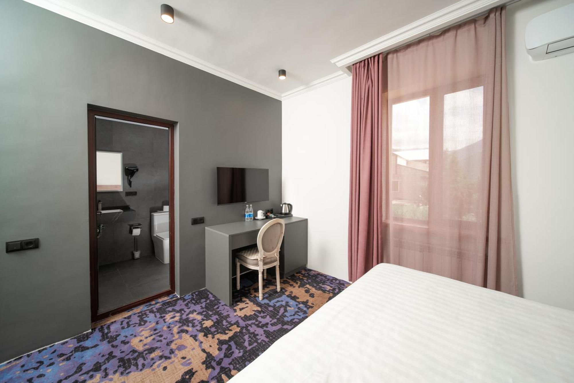 Kefilyan Family Hotel Sanain Luaran gambar